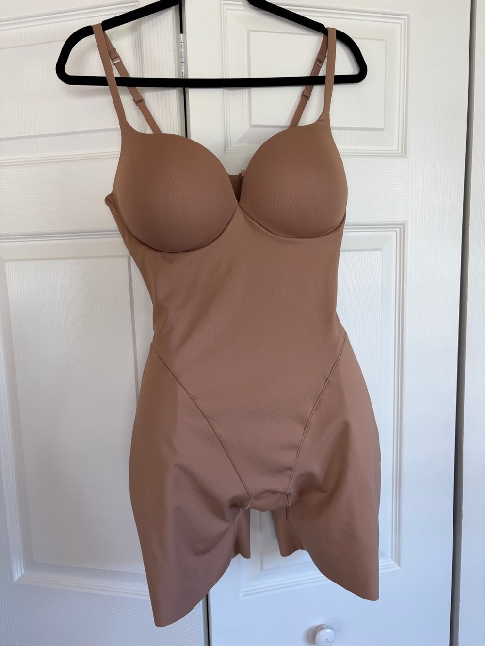 Skims Ultimate Body Bust Butt Hip Pad Mid Thigh Bodysuit Tan L NWOT Shapewear